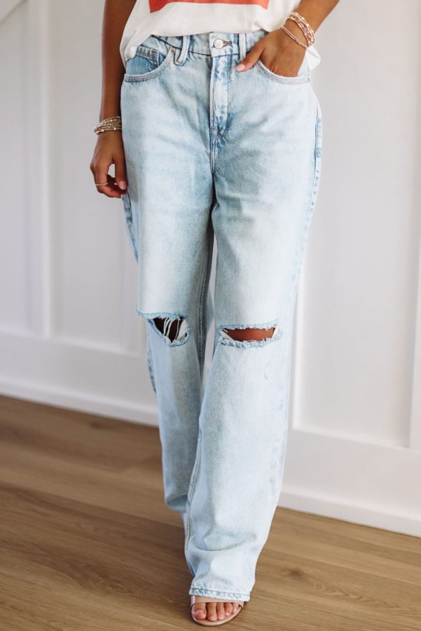 hazel-olive-good-american-good-90-s-relaxed-jeans-light-wash-40950229336258